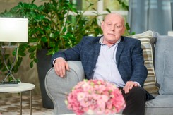 Nowa wizja jasnowidza Jackowskiego. 'III wojna światowa może nas zaskoczyć'