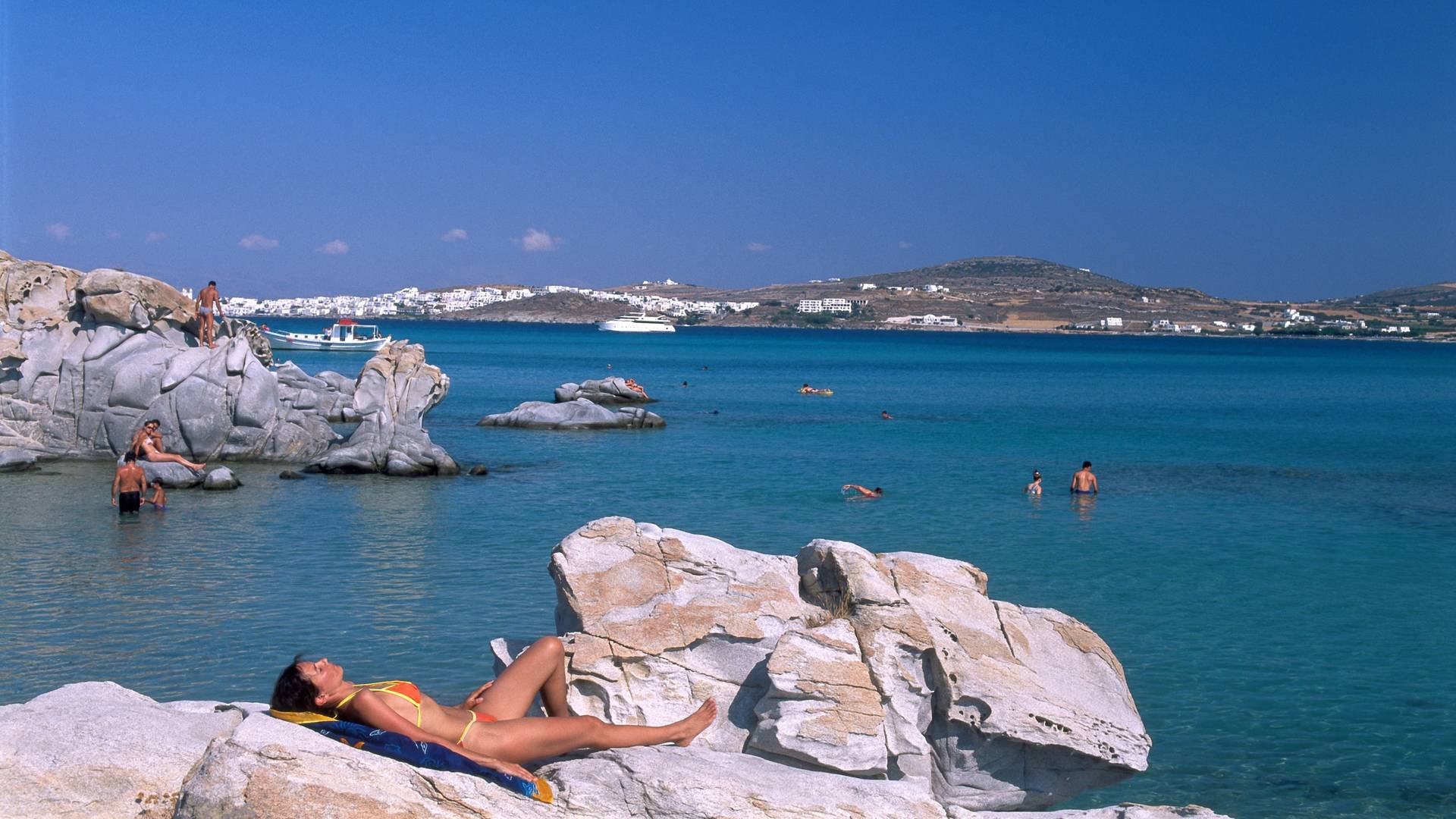 Grčka otvara plaže: Za nepoštovanje propisa kazne od 5 do 20.000 evra