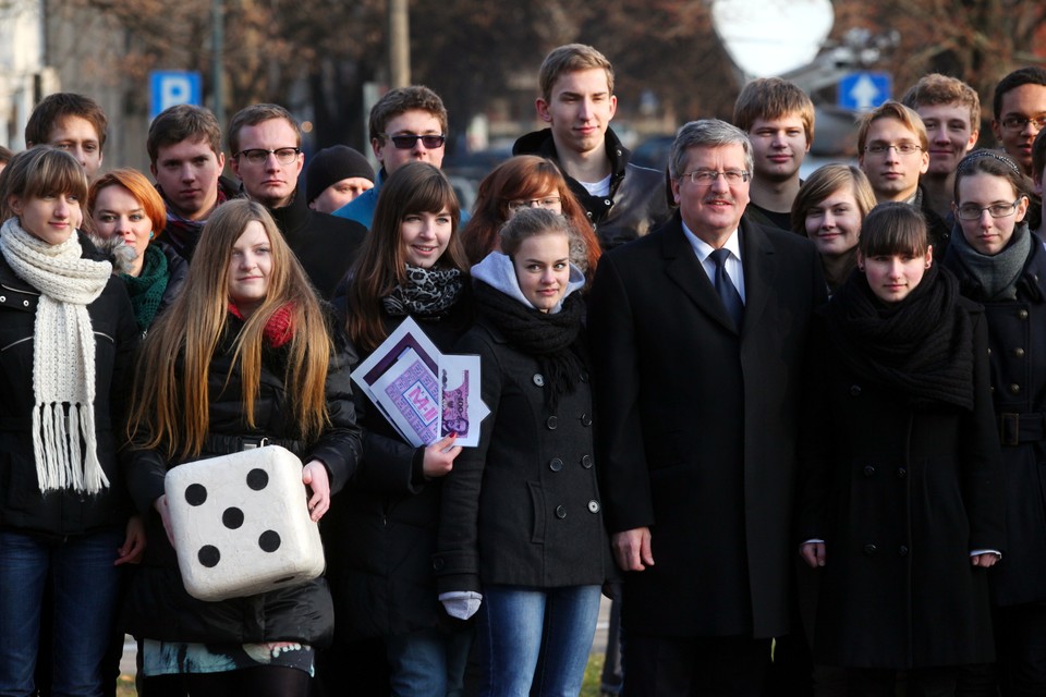 Prezydent zagrał w rocznicę 13 grudnia