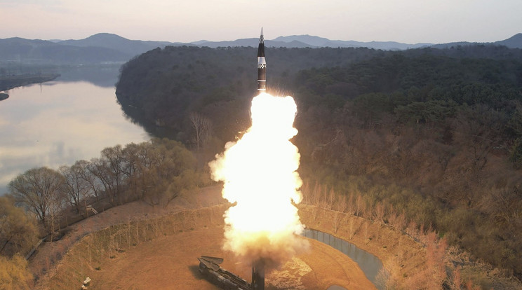 Ballisztikus rakétát lőttek ki a keleti partok felé Észak-Koreából / Fotó: Profimedia