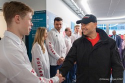 Prezydent Karol Nawrocki nosi ubrania tej marki. Kto stoi za tą firmą?