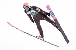 PŚ w skokach. Jest mała poprawa. Dawid Kubacki 14. w Engelbergu