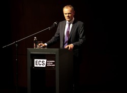 Europoseł PiS złożył skargę na Tuska, ale rzecznik Tuska odrzuca zarzuty