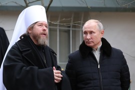 PUTINOV DUHOVNIK po profesiji je SCENARISTA, bio je pred ŽENIDBOM, a onda je sreo STARCA NIKOLAJA: "Povukao me je za kosu, pogledao u oči i pitao me SAMO JEDNO - život mi se okrenuo za 180 stepeni"