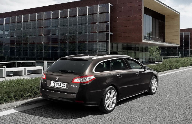 Peugeot 508 - Francuzi grają w numerki