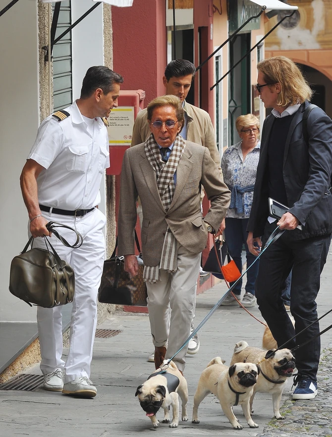 Legendarni kreator Valentino nikuda nije išao bez svojih pasa rase mops