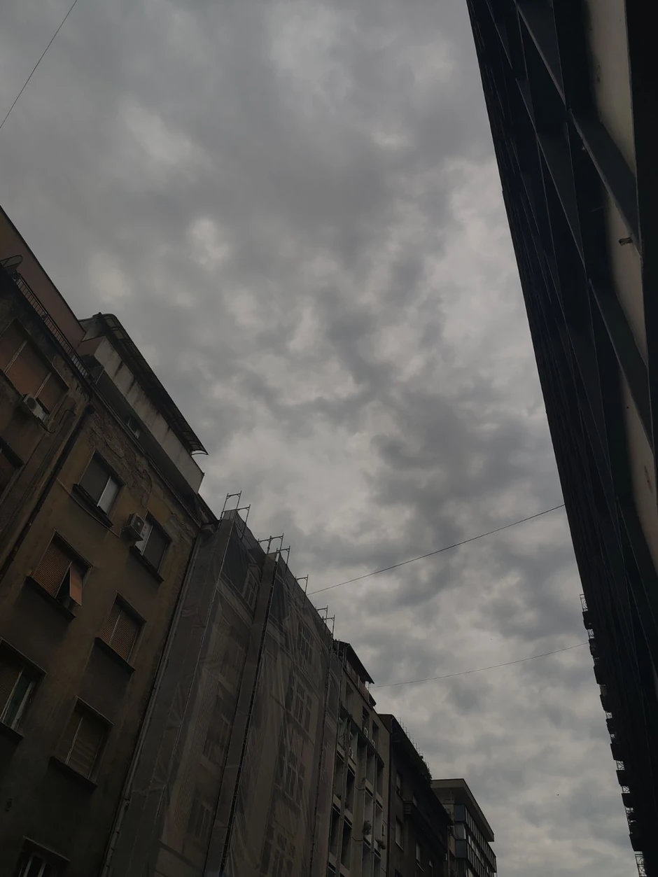 Sivo nebo i kiša u Beogradu