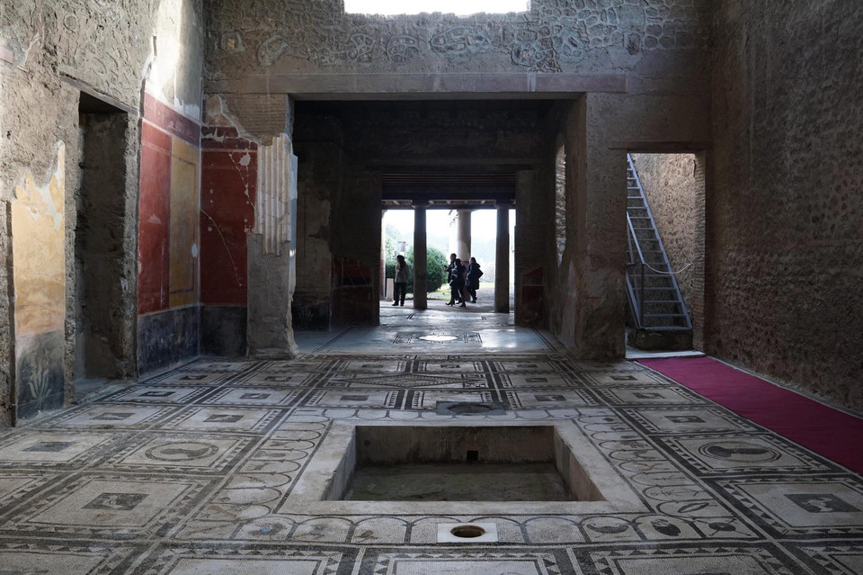 ITALY ARCHEOLOGY (Restored Pompeii domus in ancient Roman city)