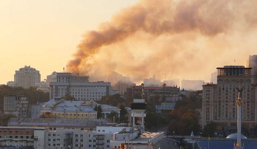 Napadnuta zgrada vlade u Kijevu