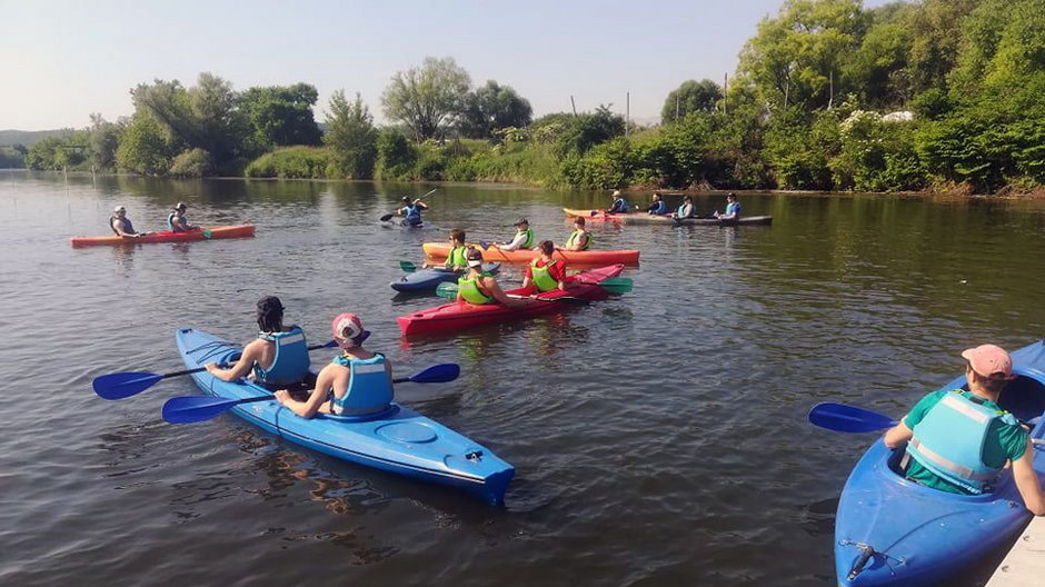 Trening kajakowy hokeistów z Krakowa