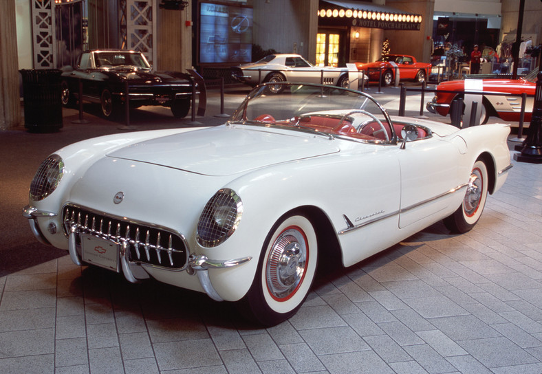 Chevrolet Corvette – historia lekkich konstrukcji modelu