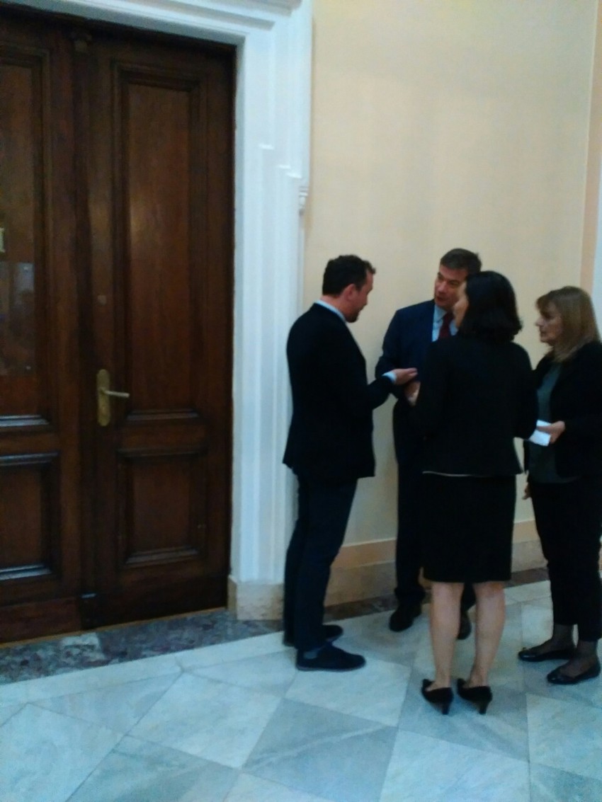 Novi ministar privrede Goran Knežević u skupštinskom holu