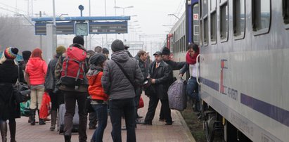 Tajemnicza walizka zatrzymała pociąg