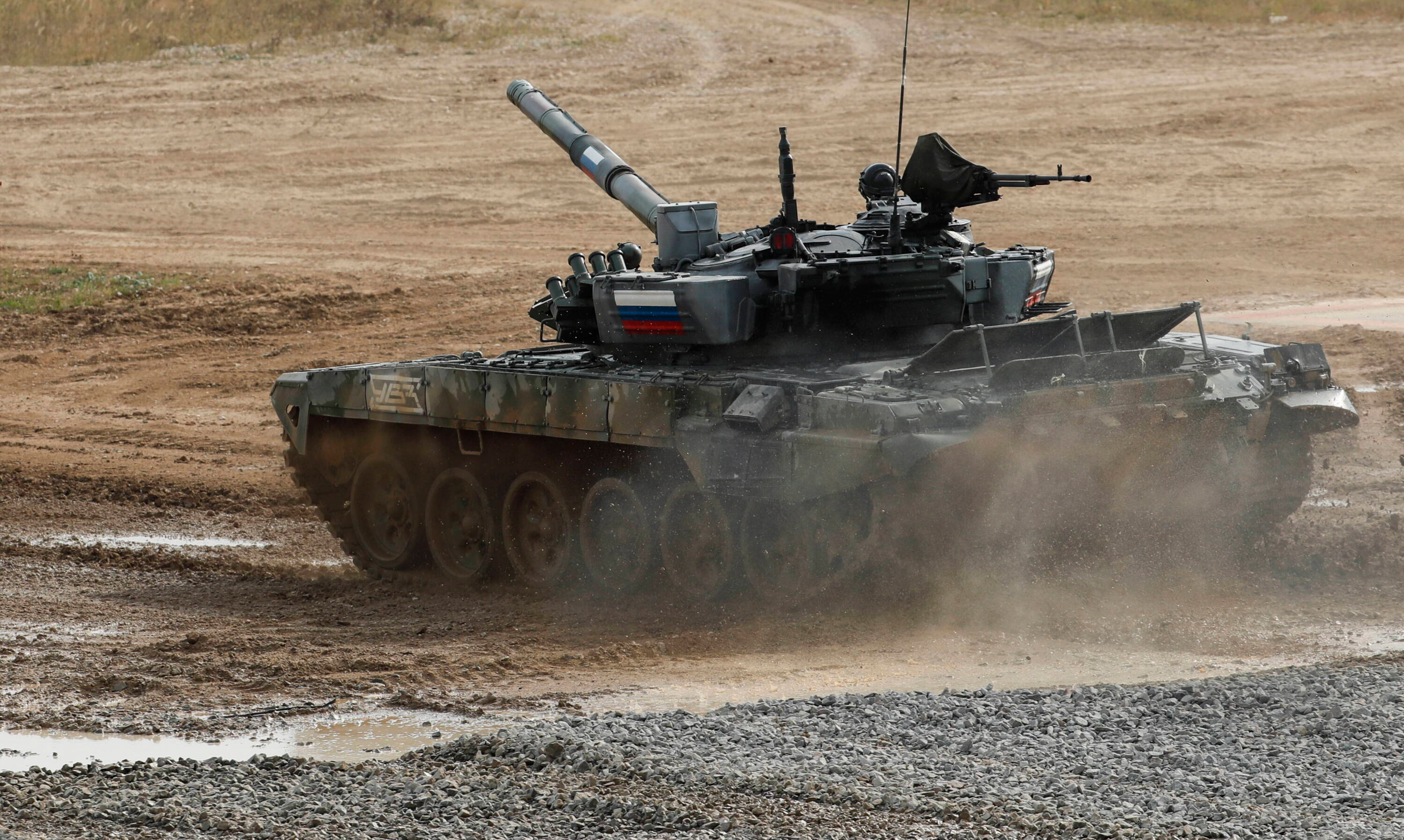 Kilkaset czołgów T-72A: Rosja sięga po pojazdy sprzed dekad