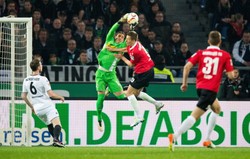 Liga niemiecka: Gol Artura Sobiecha w meczu z Borussią Moenchengladbach