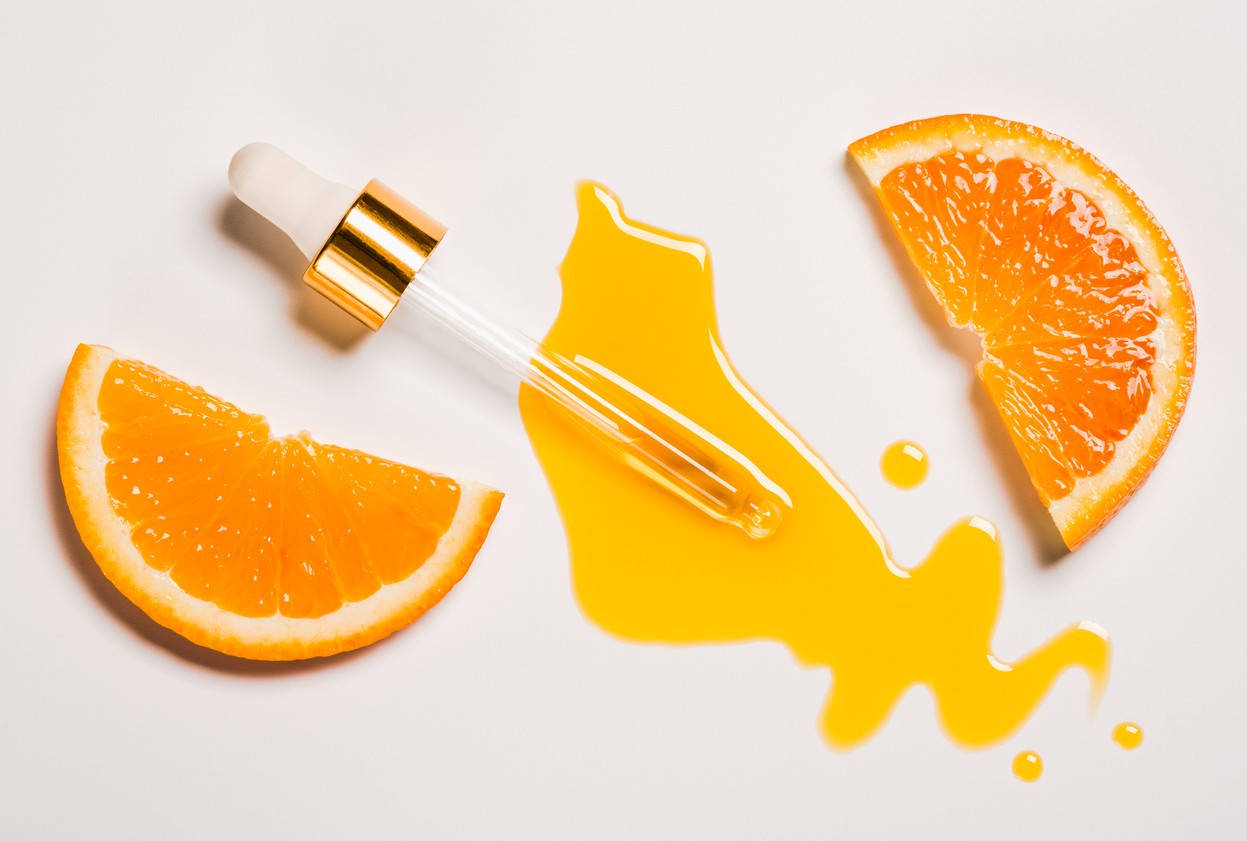 Výskumy ukazujú, že vitamín C môže pomôcť spomaliť proces starnutia pleti. (Ilustračný obrázok)