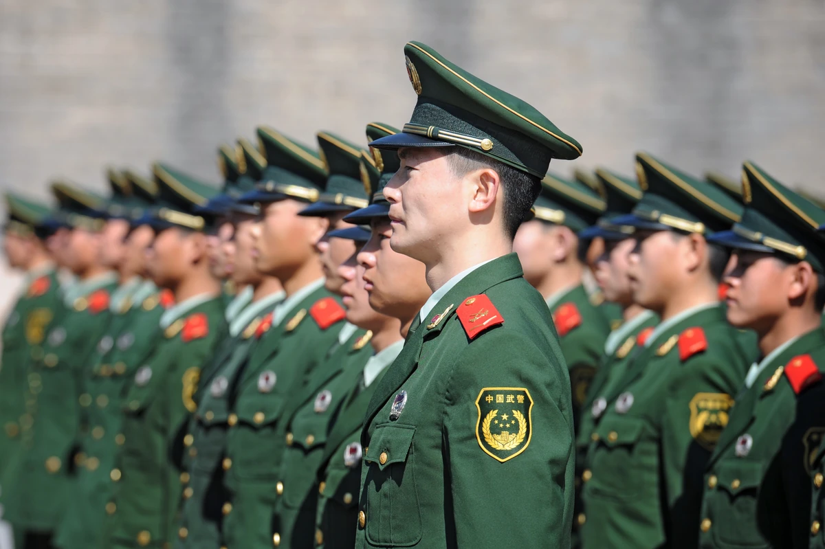 Chińscy żołnierze na froncie w Ukrainie. Zełenski podał nowe dane