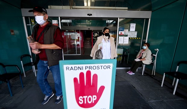 Bolnica Hrvatska, ilustracija