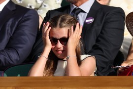 PRINCEZA ŠARLOT U PAR SATI PREKRŠILA DVA PROTOKOLA Sve njene vršnjakinje na svetu ovu rade, ali njoj je STROGO ZABRANJENO