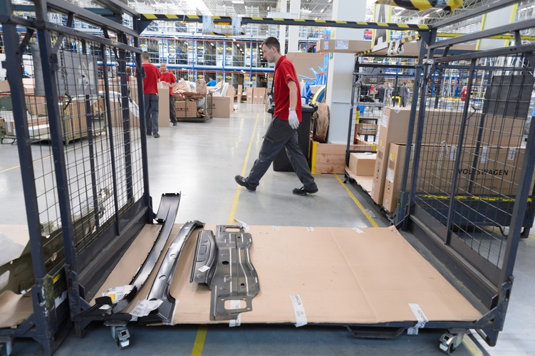Nowe Centrum Dystrybucyjne Volkswagen Group Polska w Komornikach pod Poznaniem, otwarte 24 bm. <br><br> fot.  (jk/mr) PAP/Jakub Kaczmarczyk