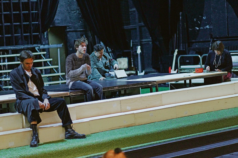 Radnja se dešava od pedesetih godina do danas