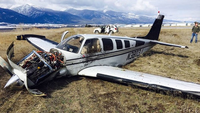 Újabb légi tragédia: lezuhant egy repülőgép Svájcban, többen meghaltak