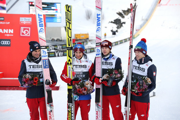 Stoch odpalił w 2. serii i zapewnił Polakom drugie miejsce w drużynowy konkursie w Vikersund