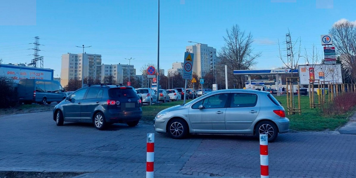 Spełnia się czarny sen kierowców, na stacjach jednak będzie drożej. Tworzą się kolejki!