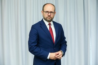 Przydacz o pieniądzach z KPO: Nie wykluczamy wystąpienia do TSUE, aby zmusić KE do przestrzegania prawa