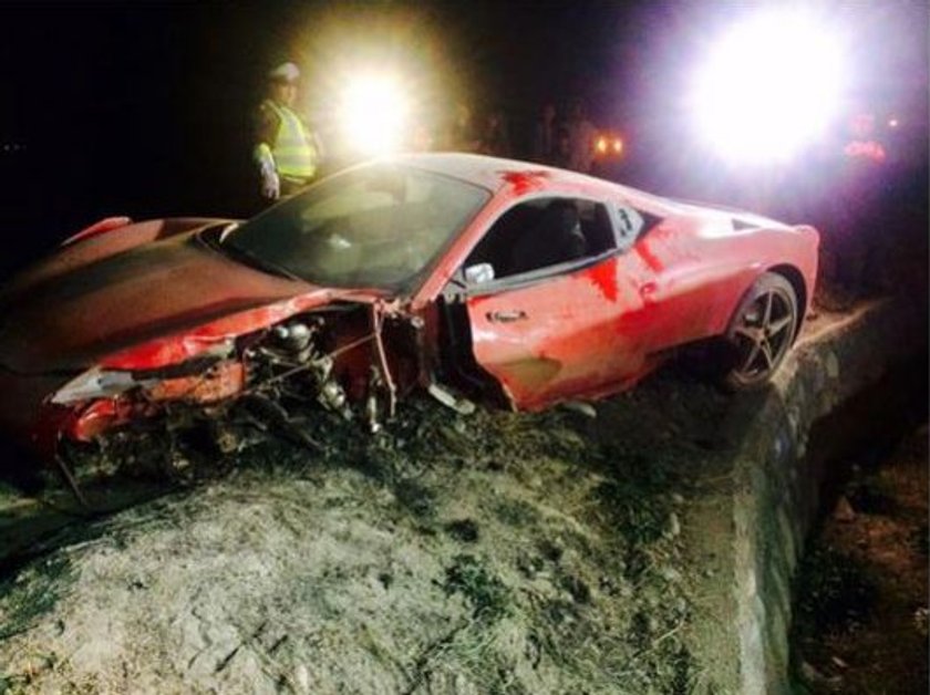 Arturo Vidal miał wypadek! Rozbił Ferrari!