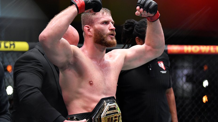 Jan Blachowicz Obronil Pas Wagi Polciezkiej Ufc Internet Oszalal Na Jego Punkcie Sport