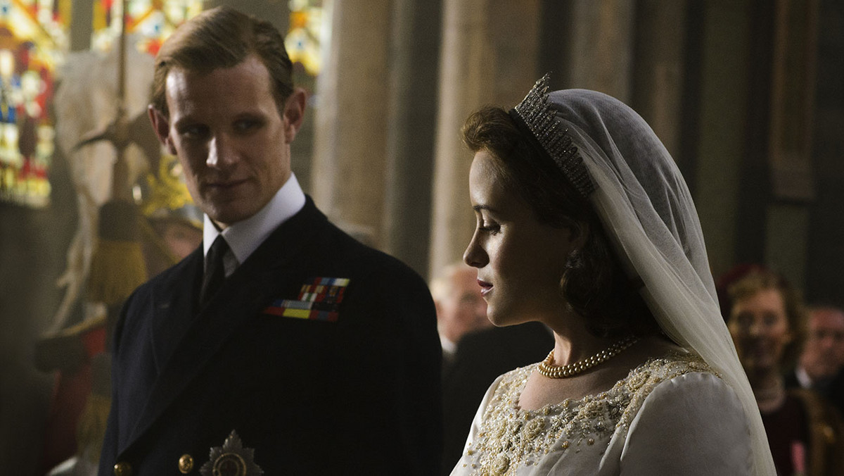 Claire Foy, która w serialu "The Crown" wcielała się w królową Elżbietę, odniosła się zamieszania wokół zarobków gwiazd serialu. Niedawno wyszło na jaw, że wcielający się w rolę drugoplanową Matt Smith zarabia więcej, niż odtwórczyni głównej roli. - Nie dziwię się, że ludzie uznali: 'faktycznie, to dość dziwne' - powiedziała w wywiadzie.