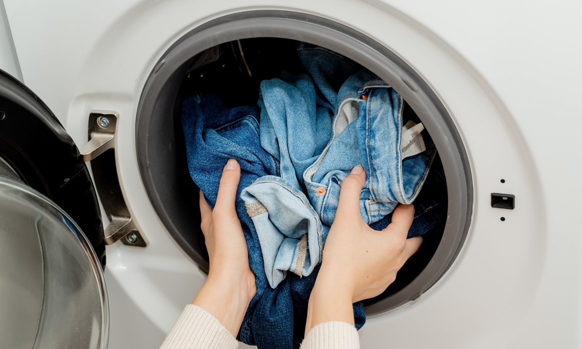 Jak często należy prać jeansy? Po tylu tygodniach lub dniach