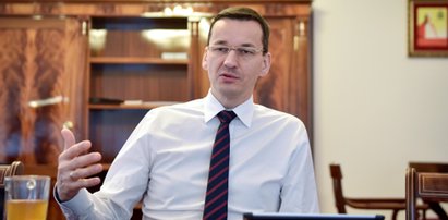 Morawiecki szokuje: Ludzie są tacy głupi, że to działa!