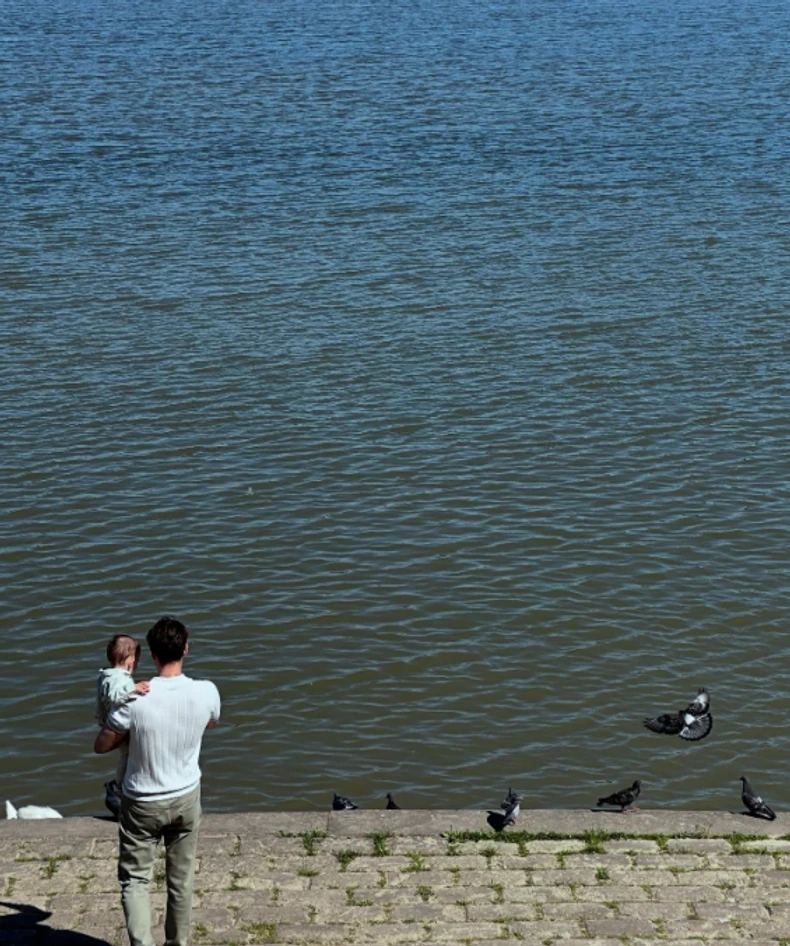 Miloš Biković sa porodicom proslavio Uskrs u Beogradu