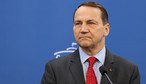 Atak na polską sieć kolejową. Sikorski: To zmusza do rozstrzygnięcia, kto jest sojusznikiem, a kto wrogiem