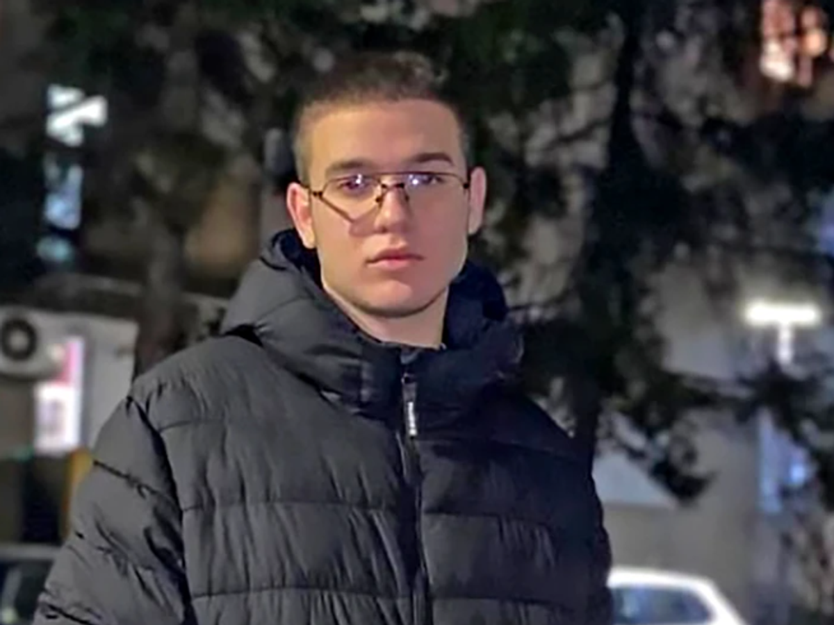 Optužnica protiv mladića (19) za teško ubistvo sekirom i paljenje tela kod Rume