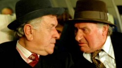 Trudny QUIZ o "Kochaj albo rzuć". Kargul z Pawlakiem za ocean pojechali