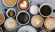 Jak ograniczyć kofeinę? Gdzie znajdziemy kofeinę i jakie są alternatywy dla kawy?
