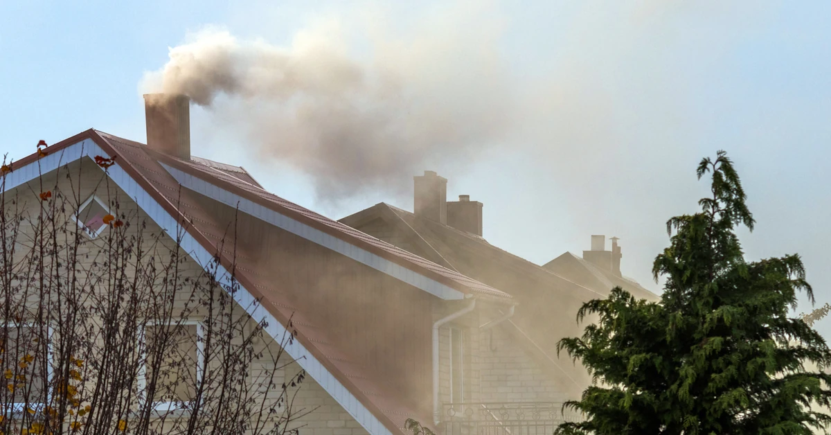 Smog dusi Polskę. Alert RCB w 9 województwach