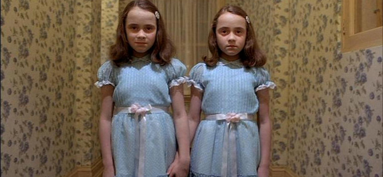 Słynne bliźniaczki Grady z filmu "Lśnienie" Kubricka w Krakowie. "Myślałyśmy o karierze aktorek"