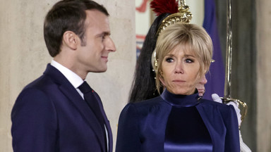 Brigitte Macron w niebanalnej "małej granatowej". Wyglądała świetnie!