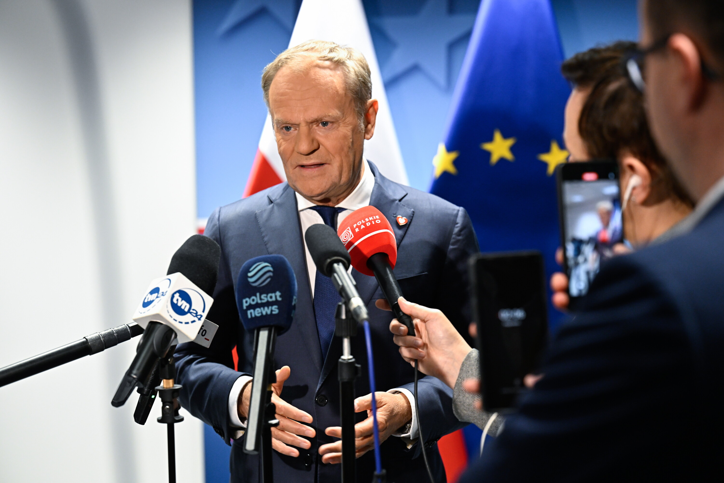 52,8 proc. Polaków negatywnie ocenia realizację obietnic rządu Tuska