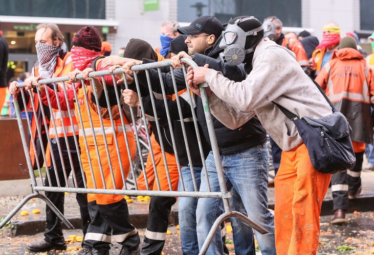 Protest związkowców w Brukseli