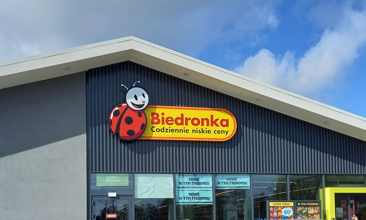 300 plus na zakupy w Biedronce. Trzeba spełnić jeden warunek