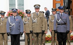 Fakt24.pl: Włamanie do limuzyny kolumny prezydenta Andrzeja Dudy. Czy za to stracił pracę szef BOR?