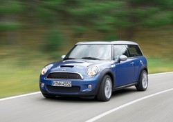 Mini kombi z "wykopem"