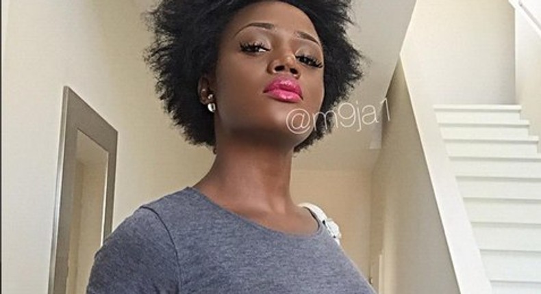 Maheeda flaunts darker skin tone