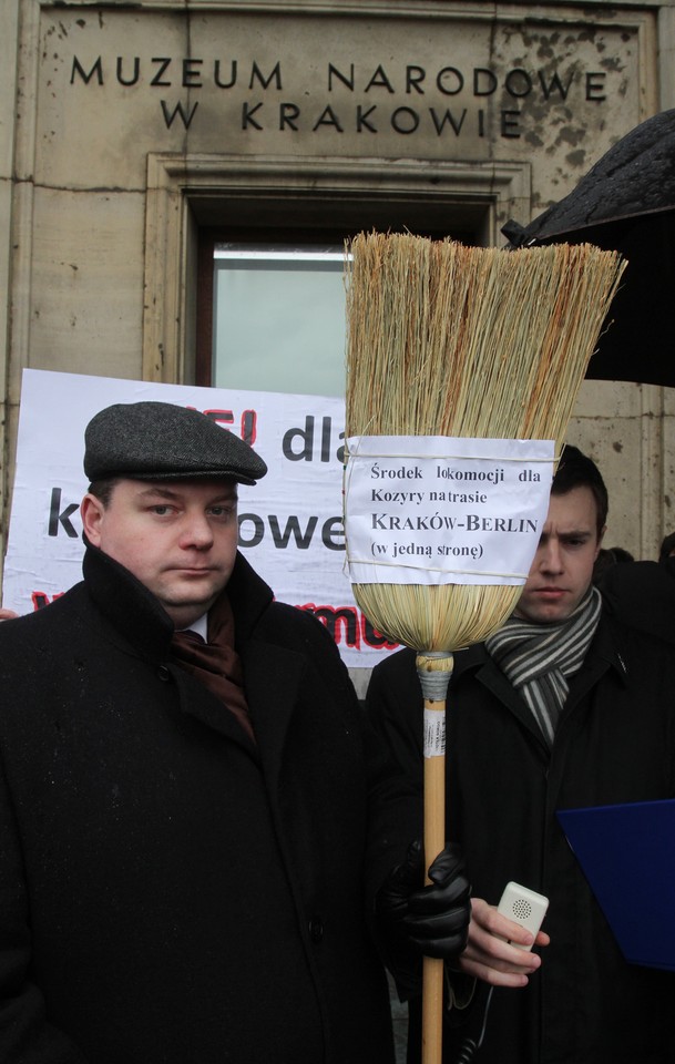 Protest przeciwko pracom Katarzyny Kozyry