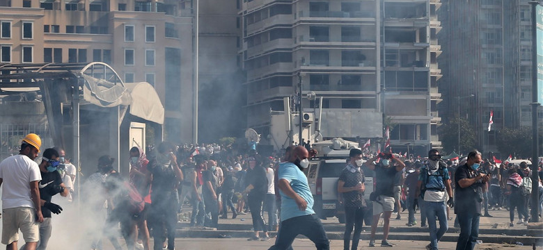 Dramatyczne sceny w Bejrucie. Policja strzelała do tłumu